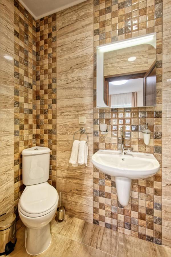 Къща За Гости Relax Khisaria Eksteriør bilde